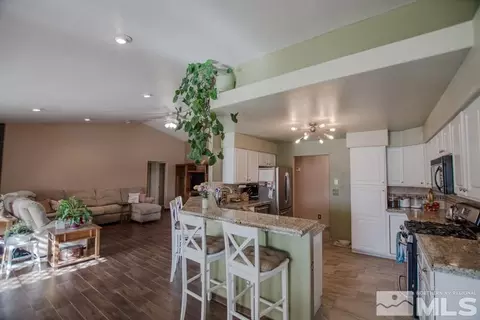 271 Carson River Dr, Fallon, NV 89406 photo 6