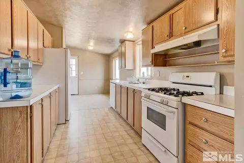 1111 Yucca, Fallon, NV 89406 photo 3