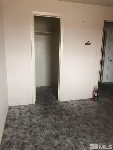 820 E 1st St, Hawthorne, NV 89415 photo 10