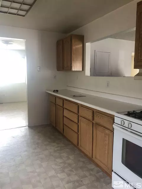 820 E 1st St, Hawthorne, NV 89415 photo 14