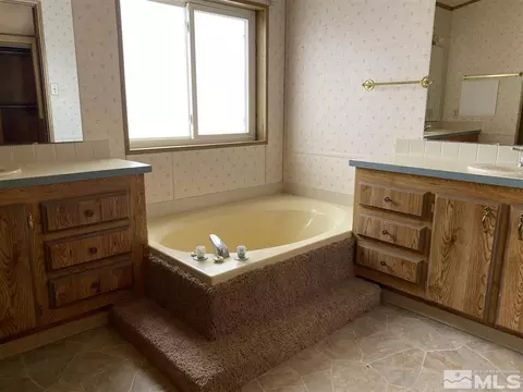 465 Doris Ct, Mcdermitt, NV 89426 photo 11