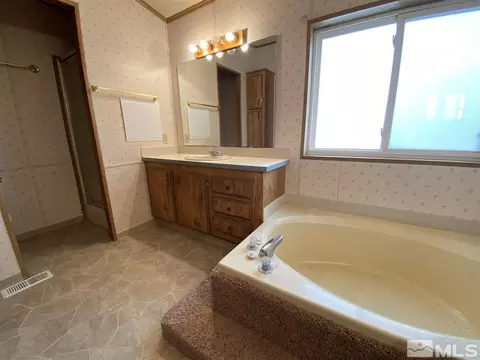 465 Doris Ct, Mcdermitt, NV 89426 photo 12