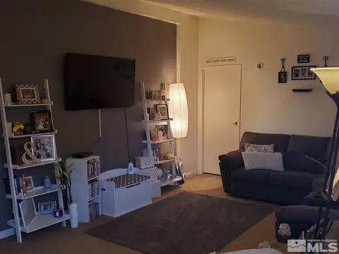 925 Beeghly, Fallon, NV 89406 photo 4