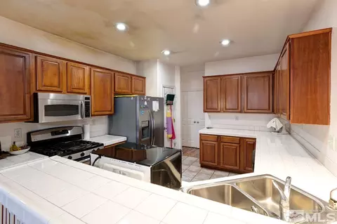 803 Augusta Ln, Fallon, NV 89406 photo 9