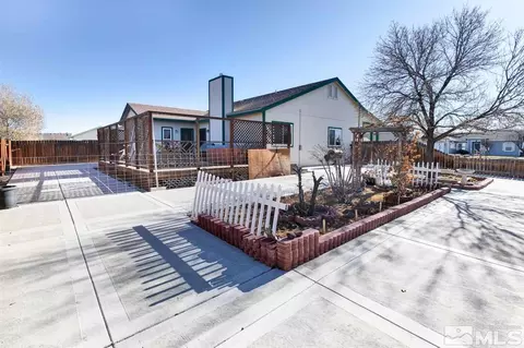 803 Augusta Ln, Fallon, NV 89406 photo 4