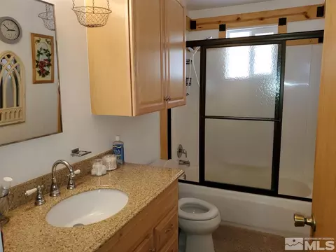 330 Pine St, Hawthorne, NV 89415 photo 8
