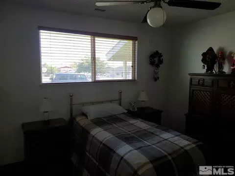 330 Pine St, Hawthorne, NV 89415 photo 10