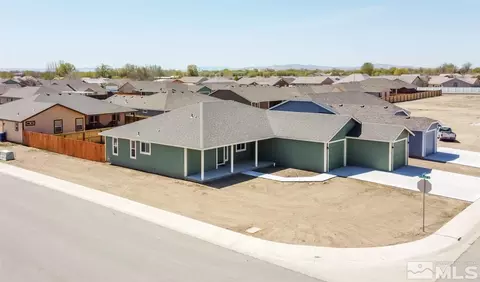 705 Karen Ct, Fallon, NV 89406 photo 1