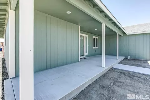 705 Karen Ct, Fallon, NV 89406 photo 3