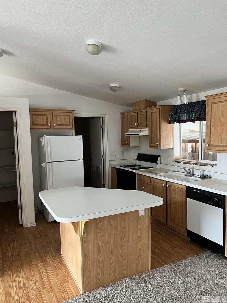 263 Miriam Way, Mound House, NV 89706 6 Photos MLS 220002161 Movoto