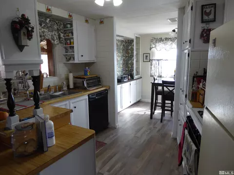 217 Los Padres Rd, Kingston, NV 89310 photo 9