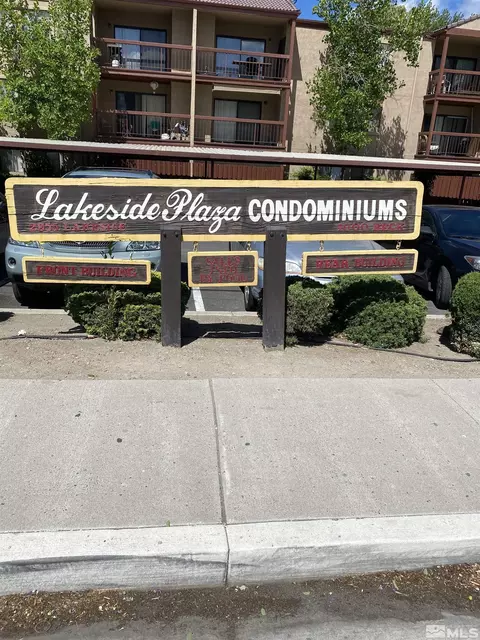 2955 Lakeside, Reno, NV 89509
