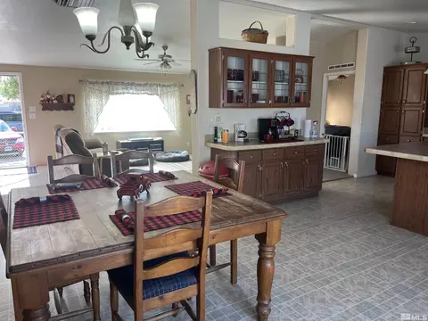 5870 Macpherson Ln, Fallon, NV 89406 photo 4