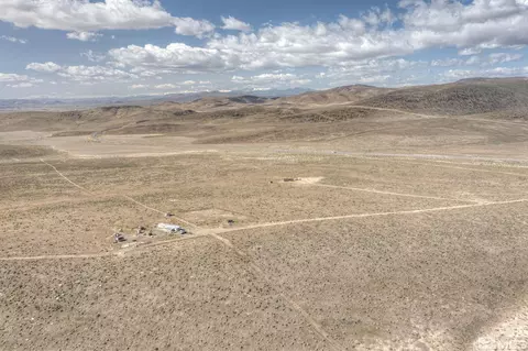 1777 Singing Waters Ct, Fernley, NV 89408