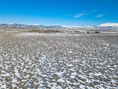 2170 E Valley Rd, Minden, NV 89423 photo 5