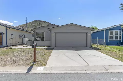 3 Rue De Ln, Sparks, NV 89434