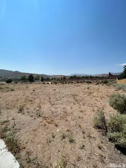 365 Kyle Ct, Reno, NV 89511