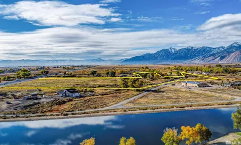 2880 N Hwy 395, Minden, NV 89423