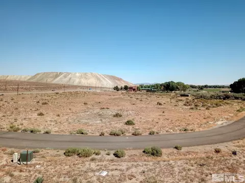 8 Margaroli Way, Yerington, NV 89447