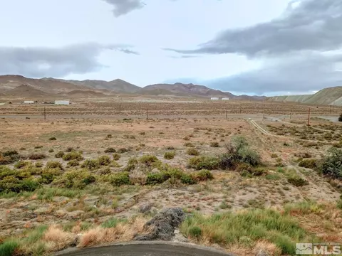 14 Margaroli Way, Yerington, NV 89447