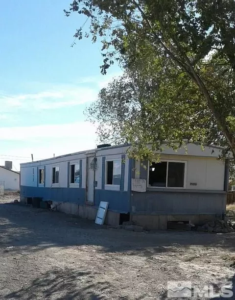 2920 Ramsey St, Silver Springs, NV 89429