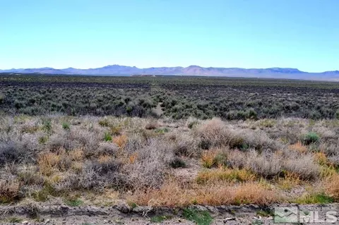 15 Medicine Bow St, Elko, NV 89801