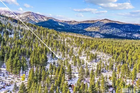 135 W Jeffrey Pine Rd, Reno, NV 89511