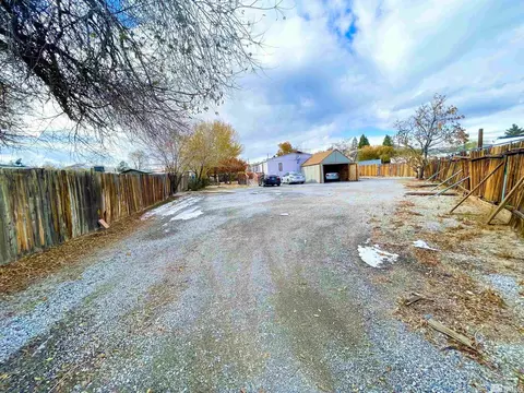 536 E 7th Ave, Sun Valley, NV 89433