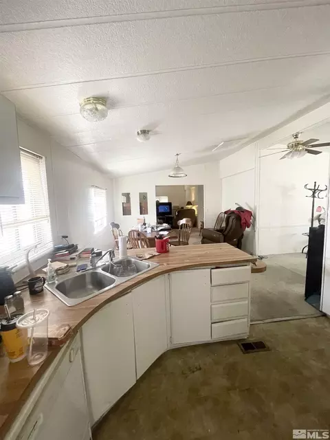 536 E 7th Ave, Sun Valley, NV 89433 photo 10