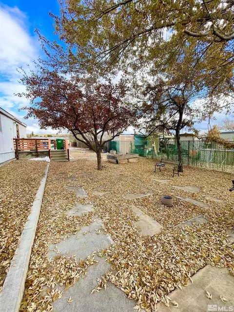 536 E 7th Ave, Sun Valley, NV 89433 photo 17