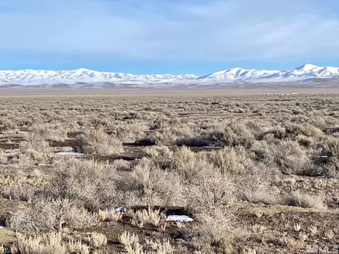 519032 State Route 306, Crescent Valley, NV 89821