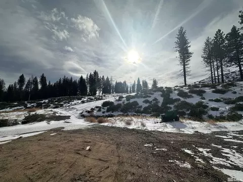 5275 Franktown Rd, Washoe Valley, NV 89704
