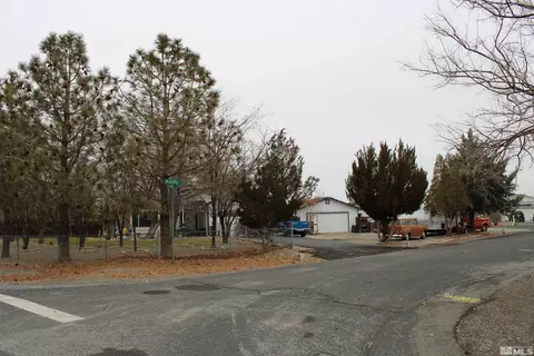 426 Crimson Way, Fernley, NV 89408