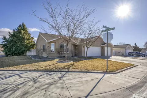 1451 Grey Bluffs Dr, Fernley, NV 89408