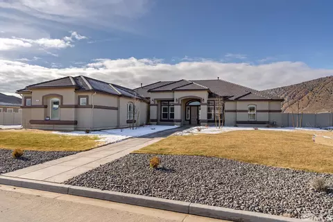 11111 Diamond Stream Dr, Sparks, NV 89441