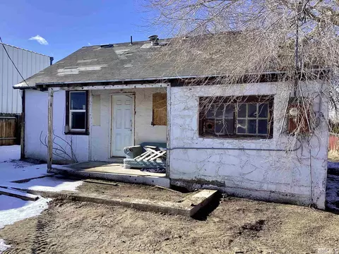 324 E St, Hawthorne, NV 89415 photo 4