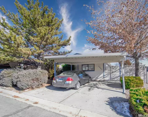 2690 Daffodil Way, Reno, NV 89512