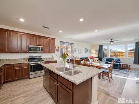 7313 Continuum Dr, Reno, NV 89506