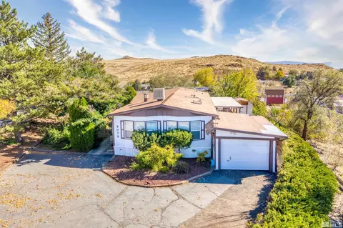 5075 Saguaro Dr, Sun Valley, NV 89433