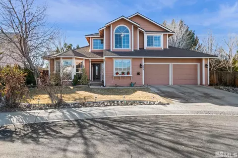 622 Boulder Cir, Dayton, NV 89403