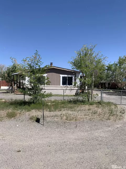 2960 Winnemucca, Silver Springs, NV 89429
