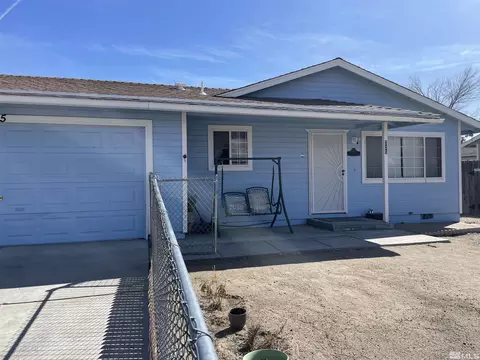 225 Gordon Ln, Dayton, NV 89403