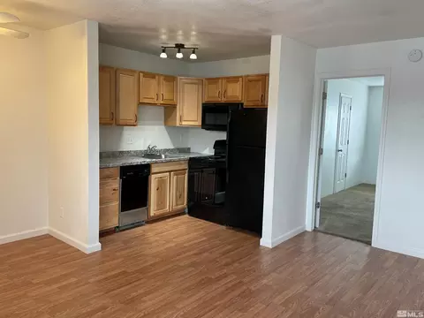 175 E Grove St #50, Reno, NV 89502