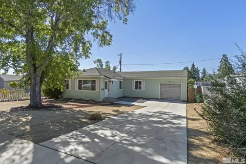 2002 Simpson Ave, Reno, NV 89503