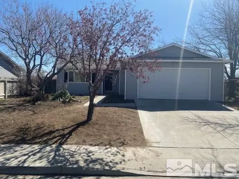451 Seventh St, Fernley, NV 89408