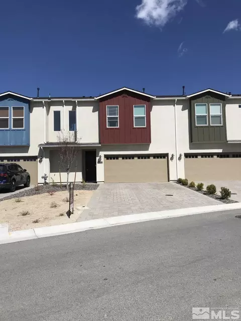 4668 Falcon Rock Ln, Sun Valley, NV 89433