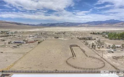 8770 Rancho Ave, Stagecoach, NV 89429