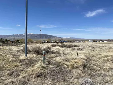 9750 Zaring, Winnemucca, NV 89445