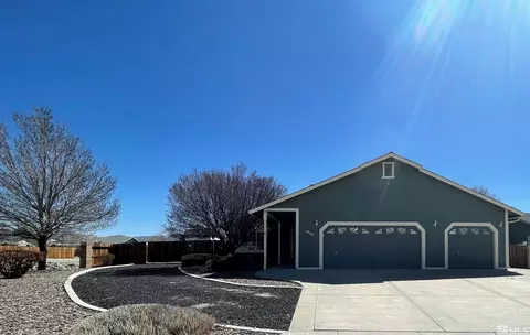 1028 Turtle Dove Dr, Sparks, NV 89441
