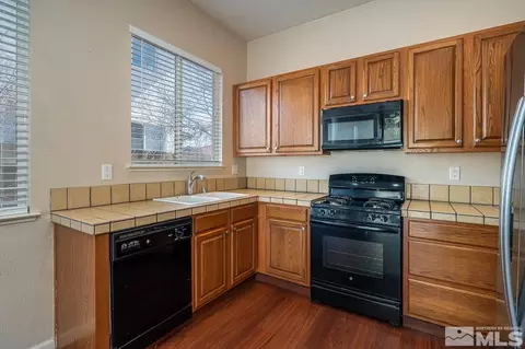 10012 Silver Star Dr, Reno, NV 89521 photo 9